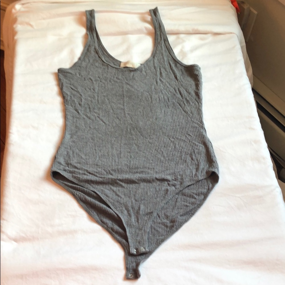Grey ribbed tank top body suit from forever 21.